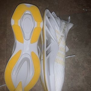 Size 11 never worn